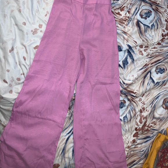 Set - Picture 3 of 4